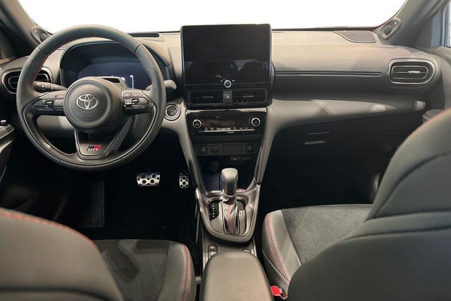 Toyota Yaris Cross 2026 – bild 2