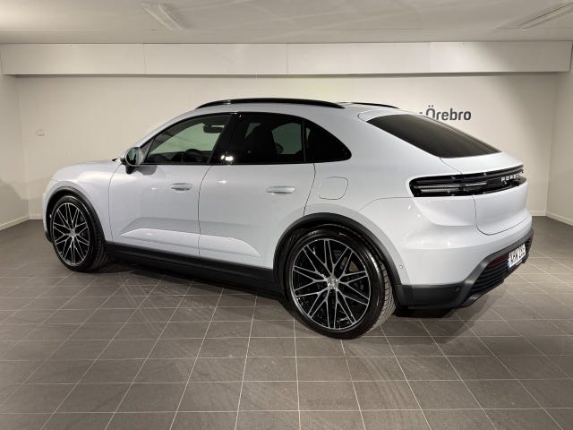 Porsche Macan 4 2025