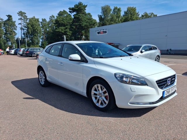 Volvo V40 2016