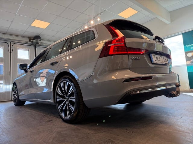 Volvo V60 2024 – bild 3