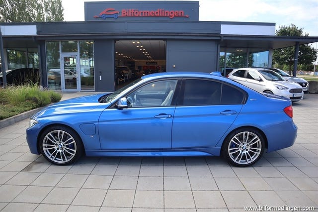 BMW 330e 2017