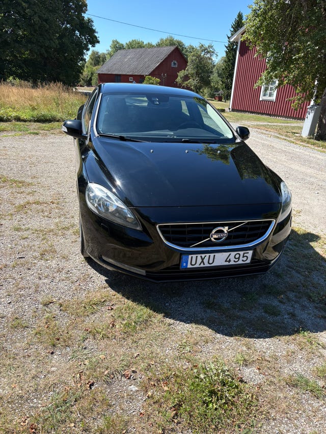 Volvo V40 2014