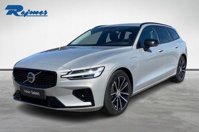 Volvo V60 2025