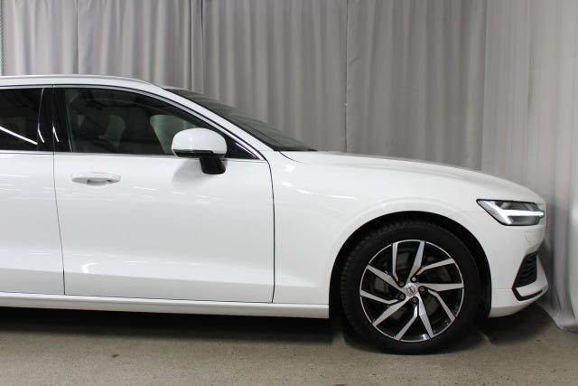 Volvo V60 2020 – bild 3