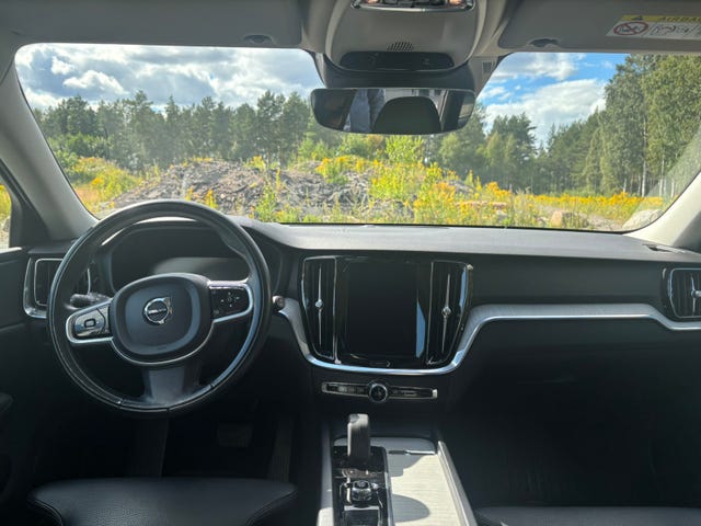Volvo V60 Cross Country 2022 – bild 3