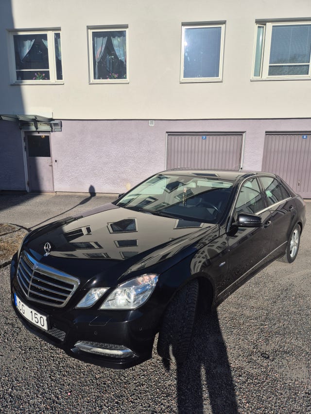 Mercedes-Benz E220 2011