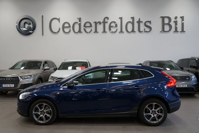 Volvo V40 Cross Country 2016