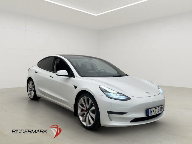 Tesla Model 3 2022