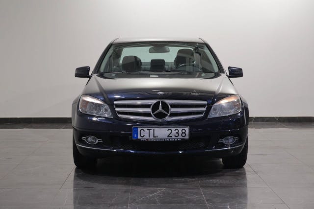 Mercedes-Benz C300 2010