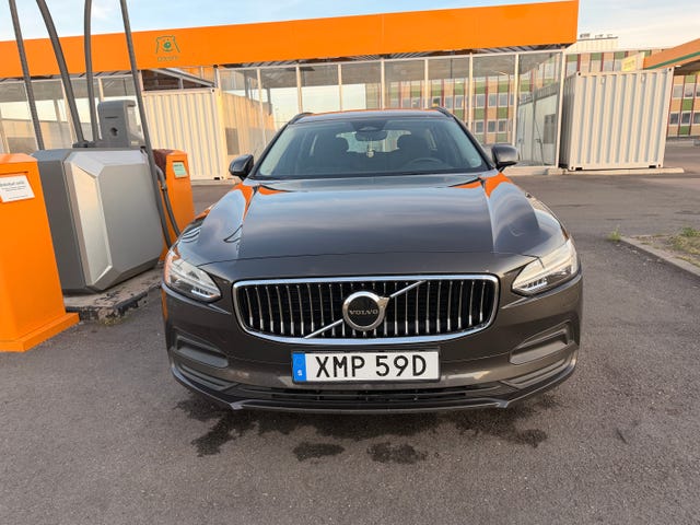 Volvo V90 2023