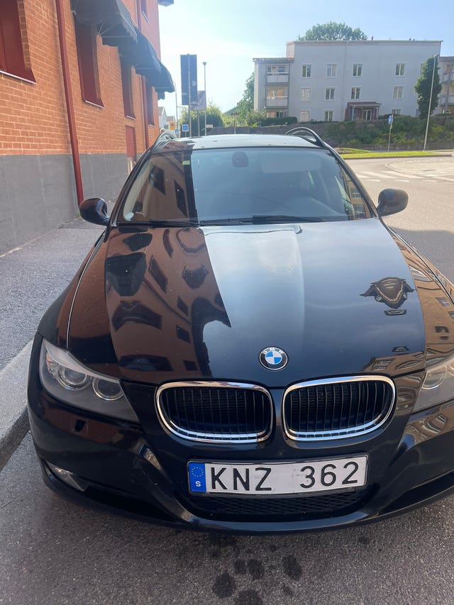BMW 318d 2010