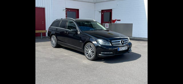Mercedes-Benz C180 2012