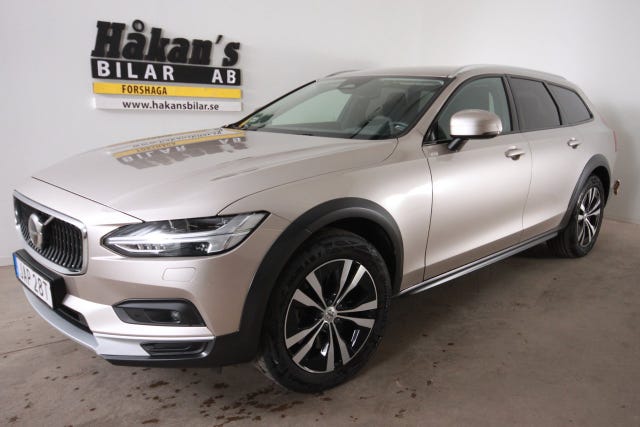 Volvo V90 Cross Country 2024