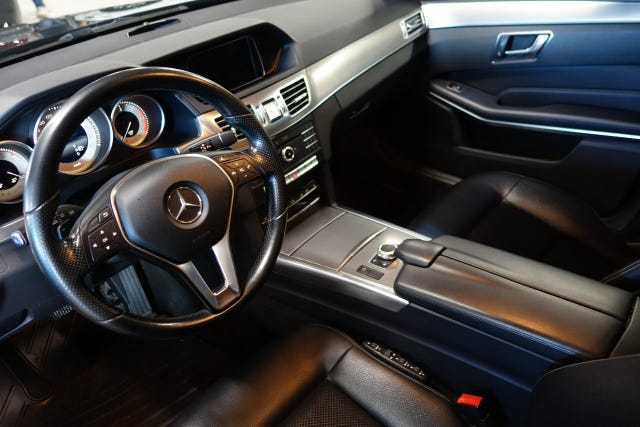 Mercedes-Benz E220 2016 – bild 4