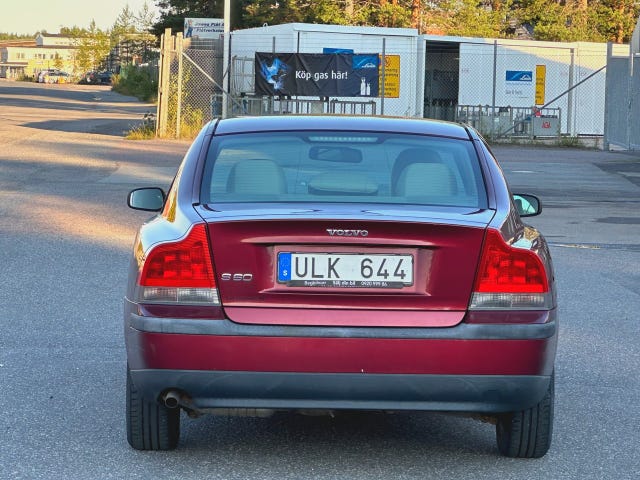 Volvo S60 — bild 7 av 11