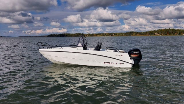 AMT 190 R -25 Yamaha F115 LB -26