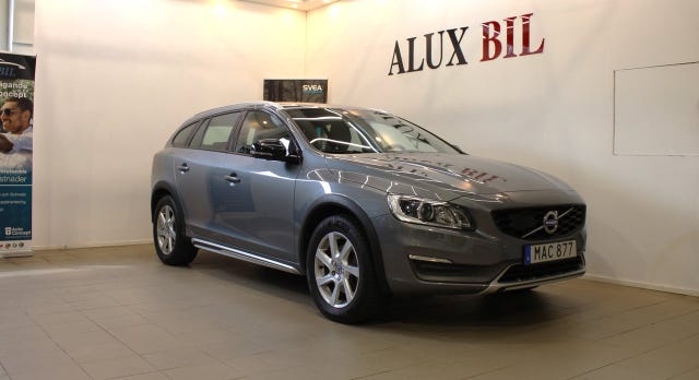 Volvo V60 Cross Country 2016