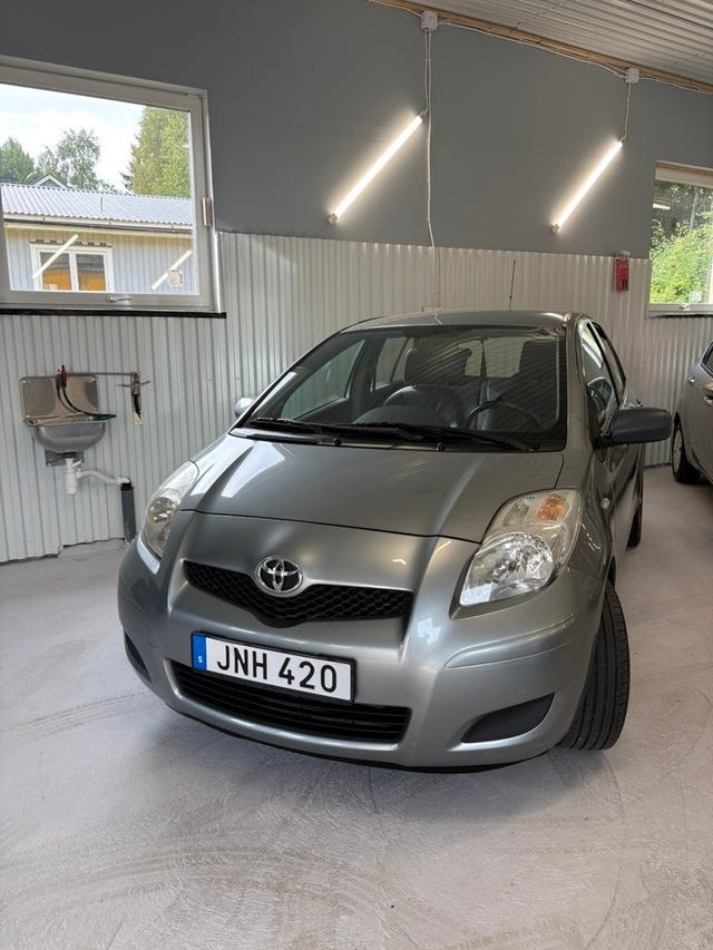 Toyota Yaris 2009