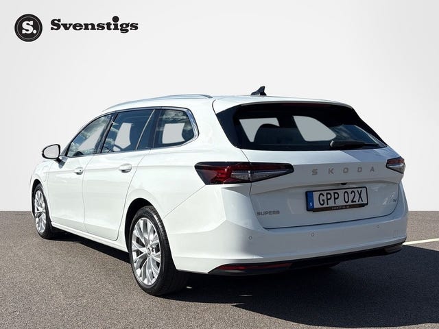 Skoda Superb 2025 – bild 3