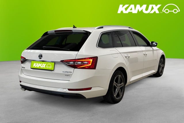 Skoda Superb 2017 – bild 4