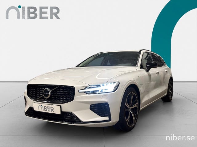 Volvo V60 2025
