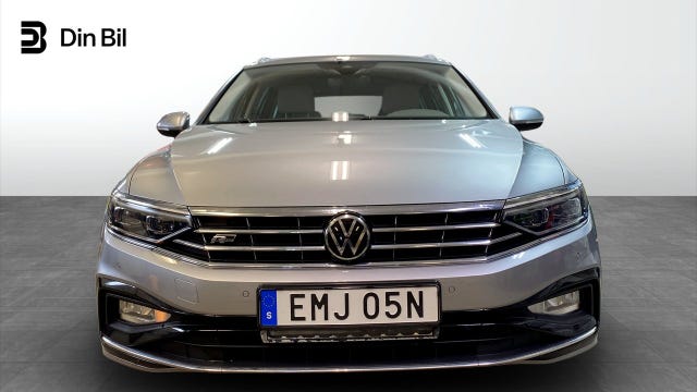Volkswagen Passat 2022 – bild 4