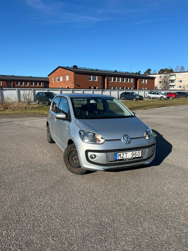 Volkswagen UP! 2013