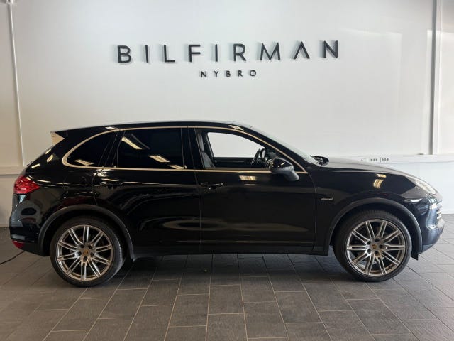 Porsche Cayenne 2014