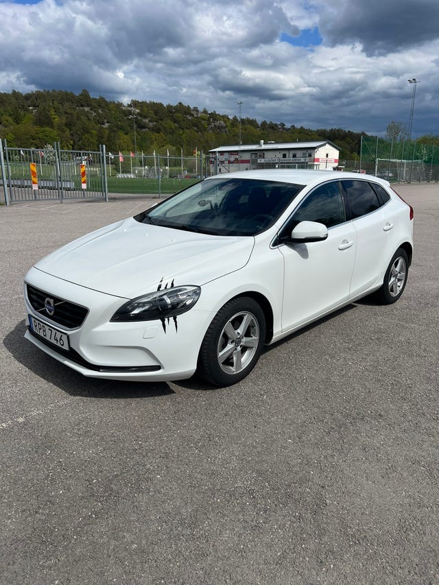 Volvo V40 2015
