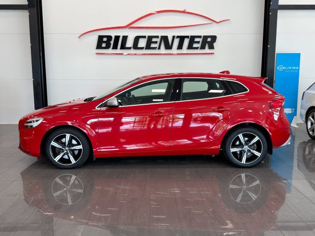 Volvo V40 2019