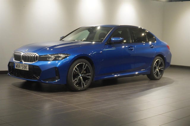 BMW 330e 2025