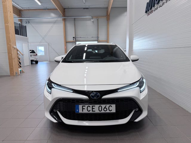 Toyota Corolla 2019 – bild 2