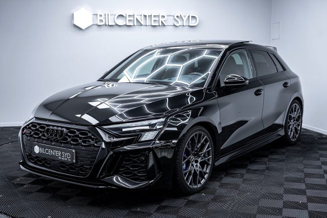 Audi RS3 2024