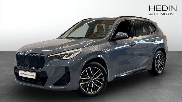 BMW iX1 2023