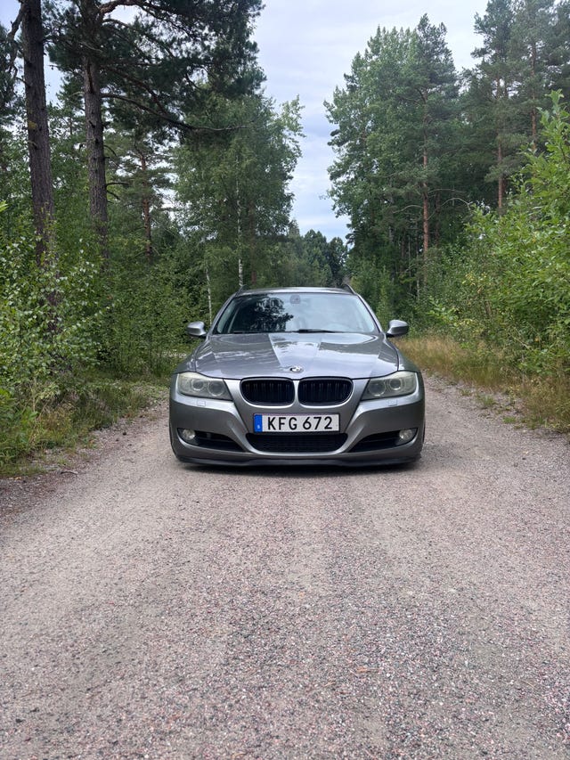 BMW 320d 2010