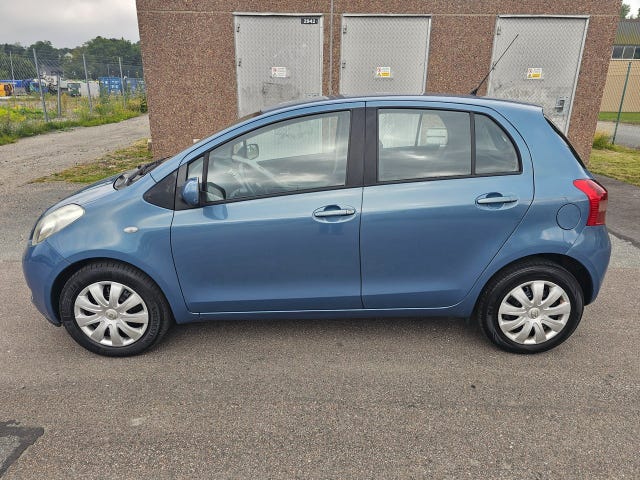 Toyota Yaris 2008