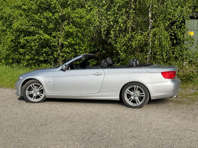 BMW 320i 2010