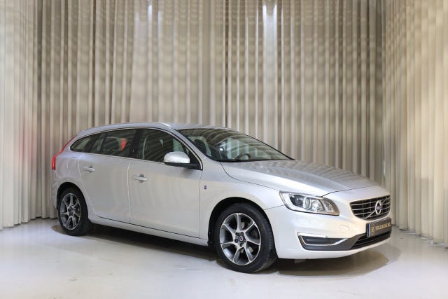 Volvo V60 2016