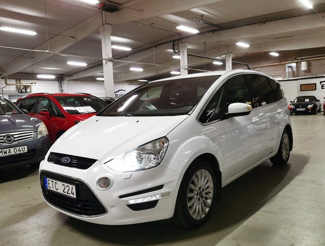 Ford S-MAX 2011