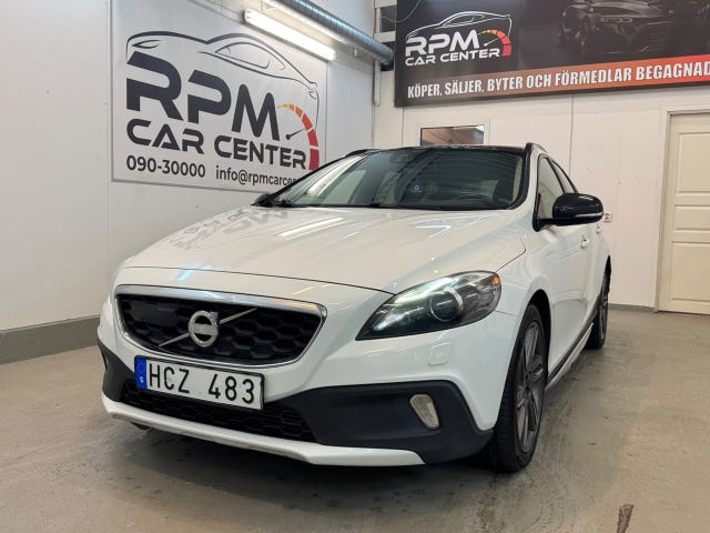Volvo V40 Cross Country 2013