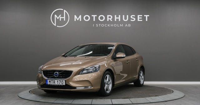 Volvo V40 2015