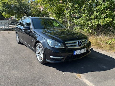 Mercedes-Benz C220 2012