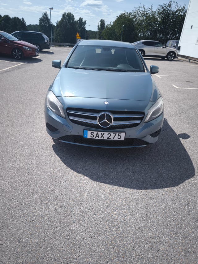 Mercedes-Benz A180 2013