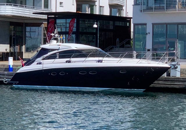 Princess V45 -2011