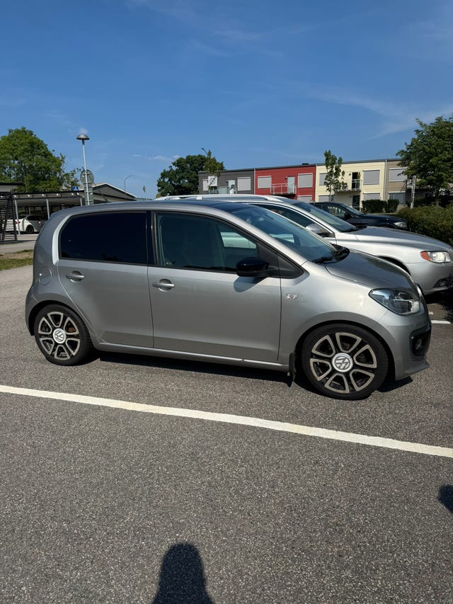 Volkswagen UP! 2013