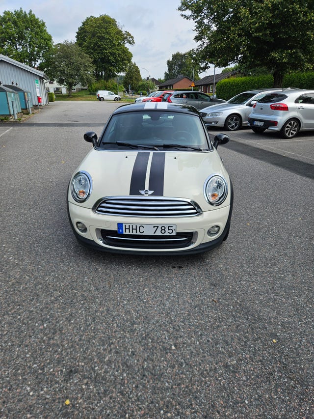 MINI Cooper 2012