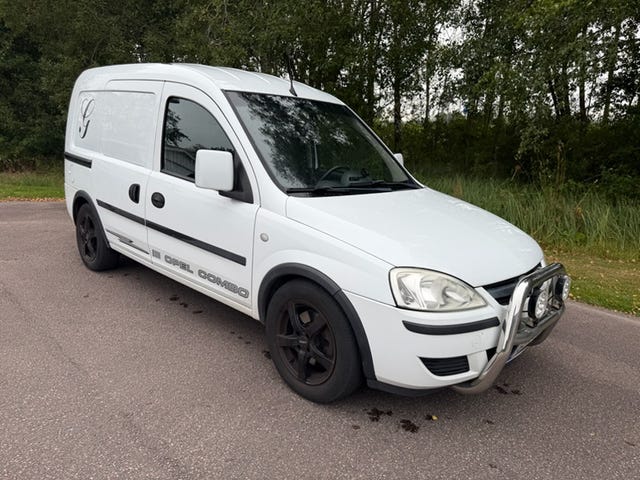 Opel Combo 2011