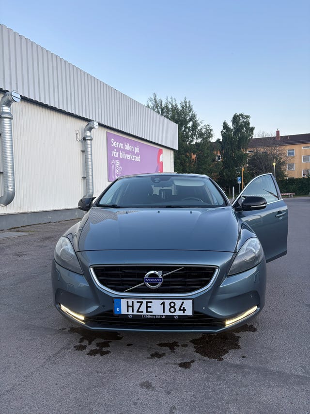 Volvo V40 2013