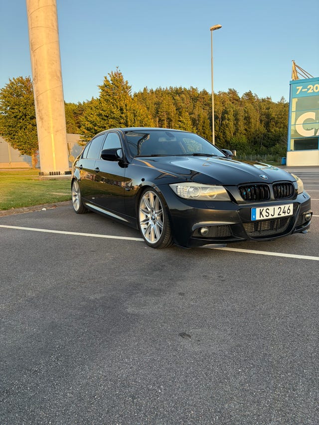 BMW 330d 2010