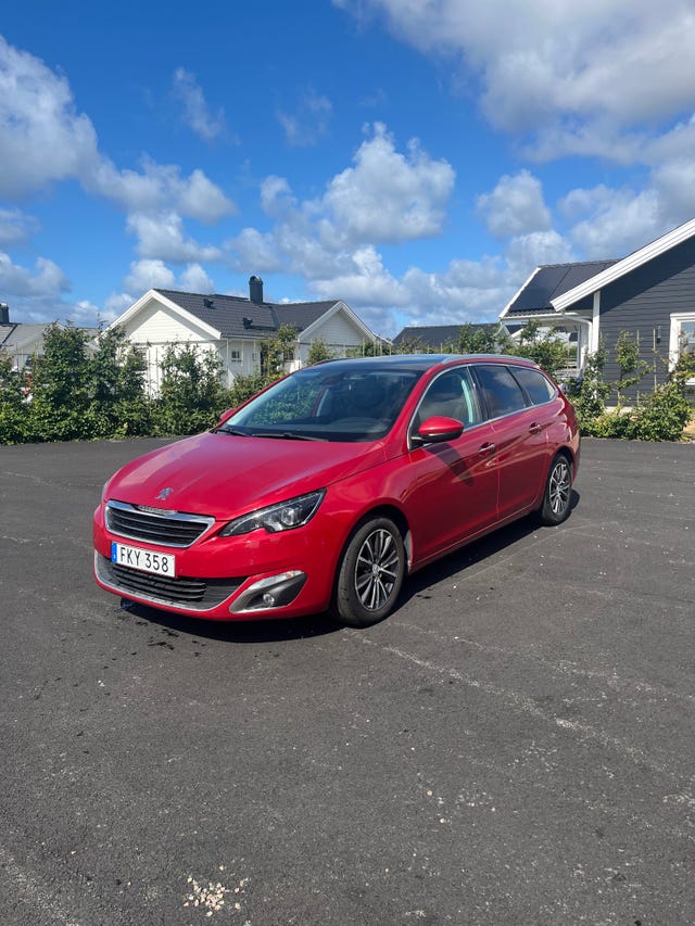 Peugeot 308 SW 2015